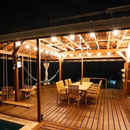 Casa Marlin Bed and Breakfast Bocas del Toro Exteriör bild