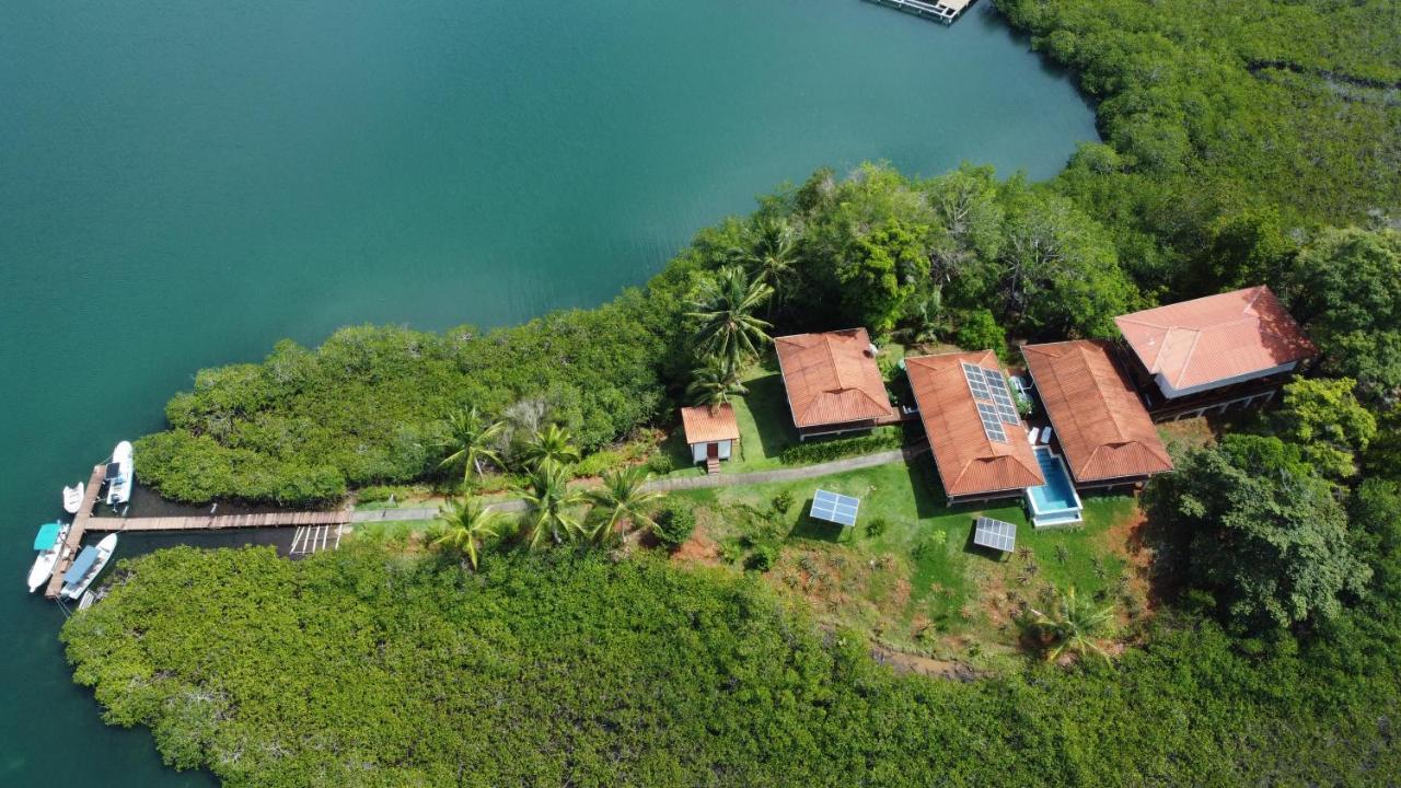 Casa Marlin Bed and Breakfast Bocas del Toro Exteriör bild