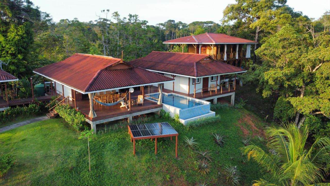 Casa Marlin Bed and Breakfast Bocas del Toro Exteriör bild