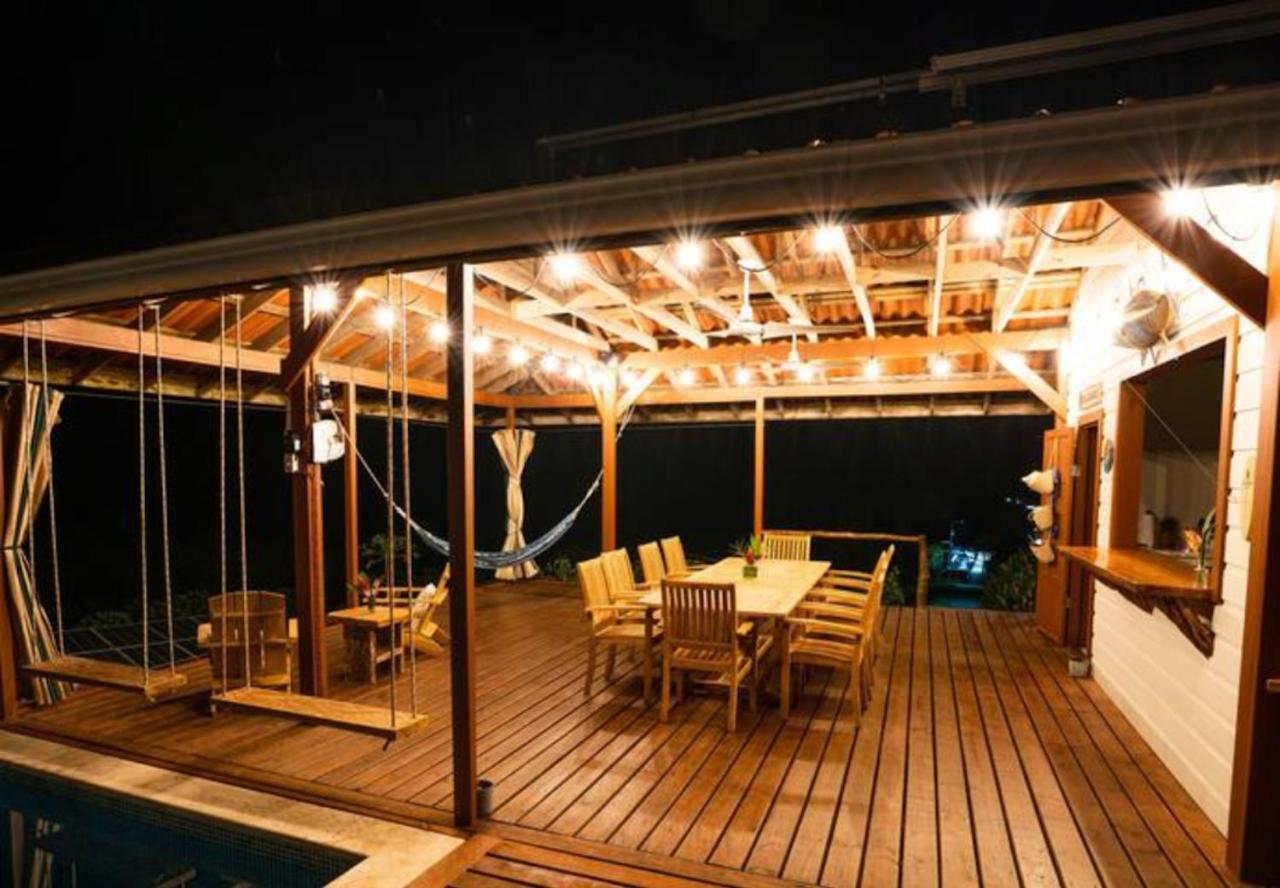 Casa Marlin Bed and Breakfast Bocas del Toro Exteriör bild